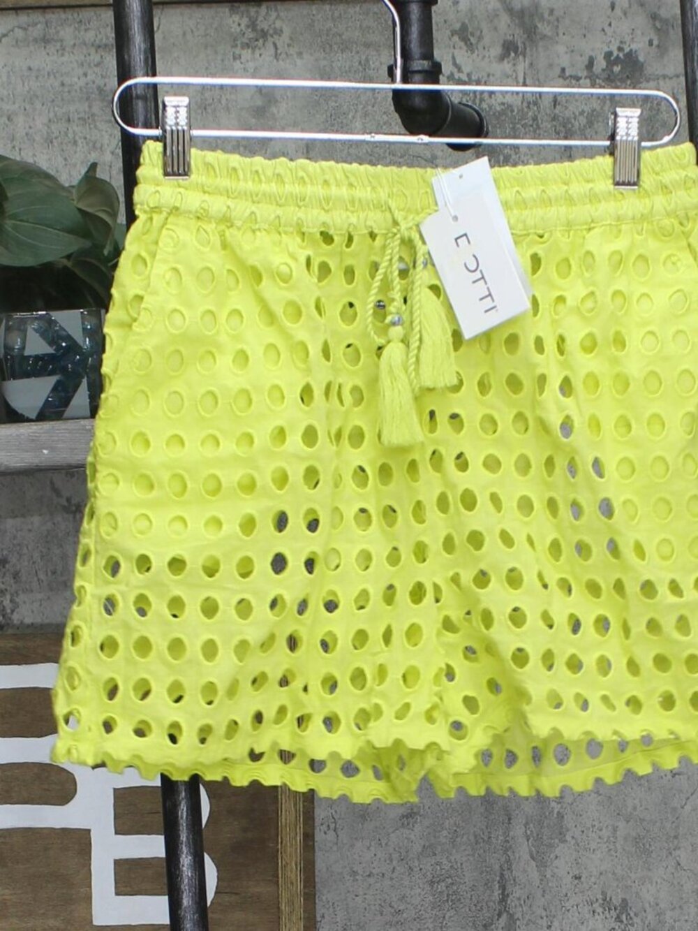 Dotti Green Cotton Openwork Dot Cover Up Drawstring Shorts 85288 S Sz S